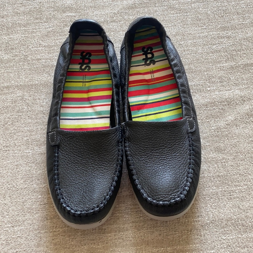 SAS Sunny black slip on Leather Loafers Size 10.5 Narrow